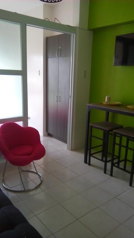 Mary'S Crib Cityland Prime Tagaytay With Free Wifi & Swimming Tagaytay City Kültér fotó